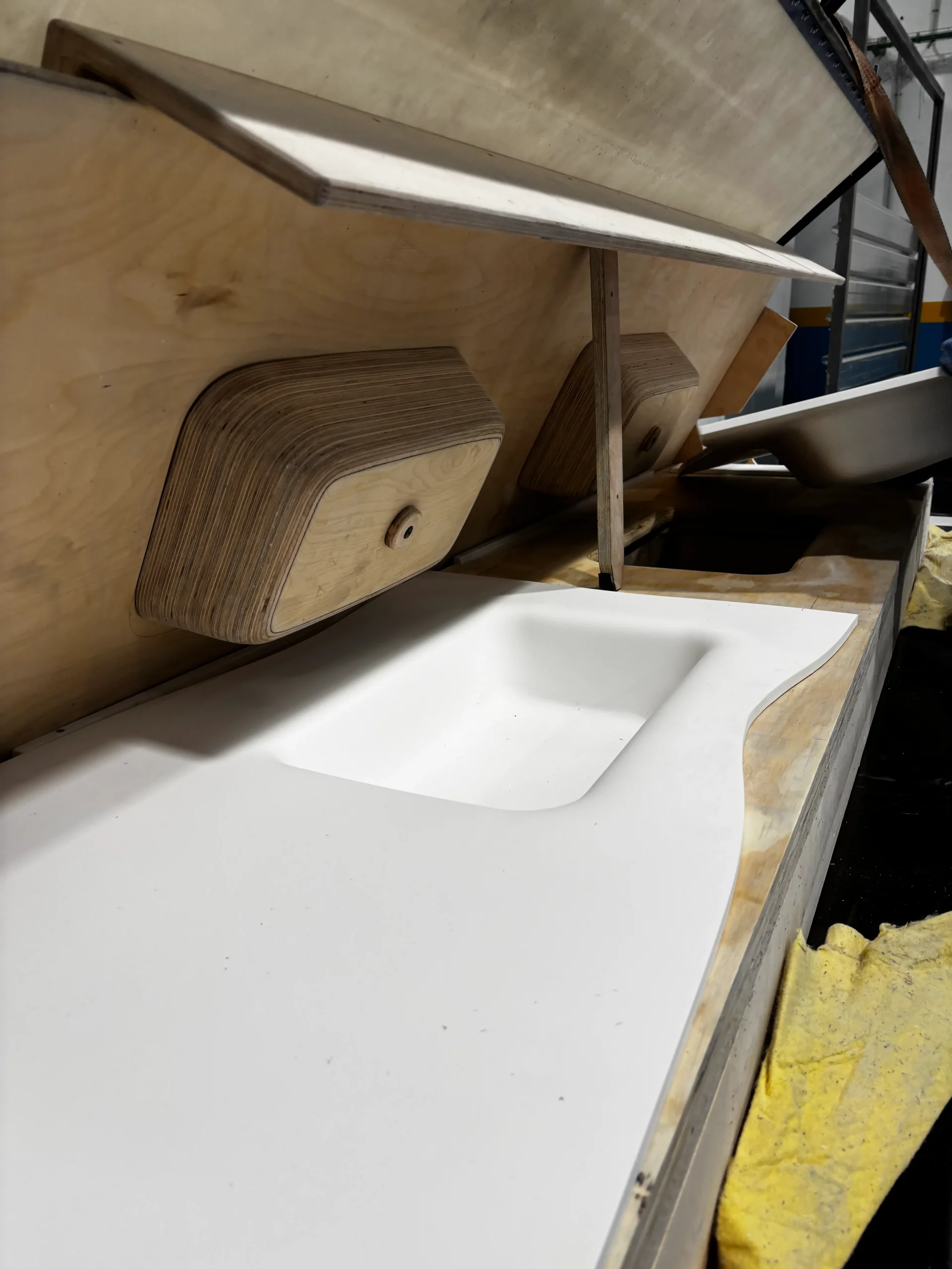 Molde de madera contrachapado 